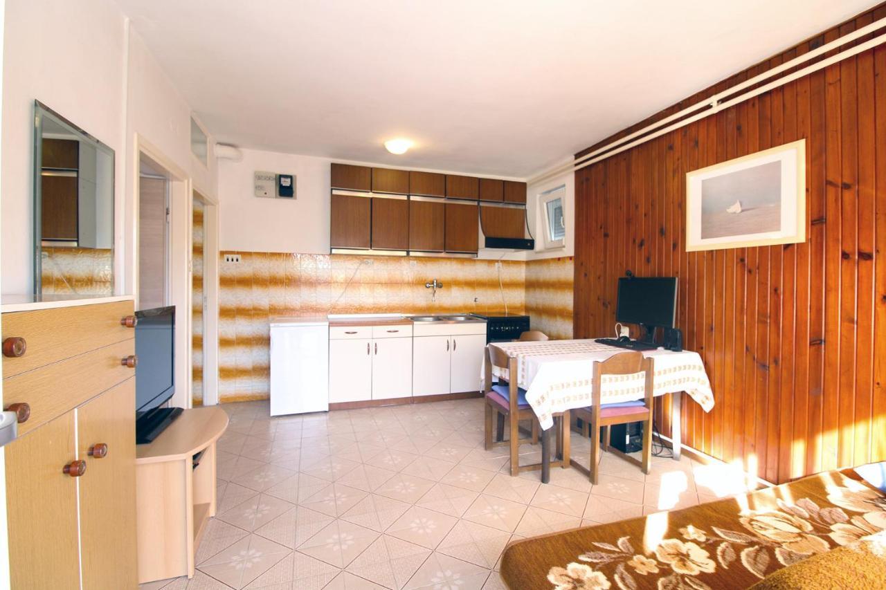 Apartments Valerija 847 Pula Dış mekan fotoğraf